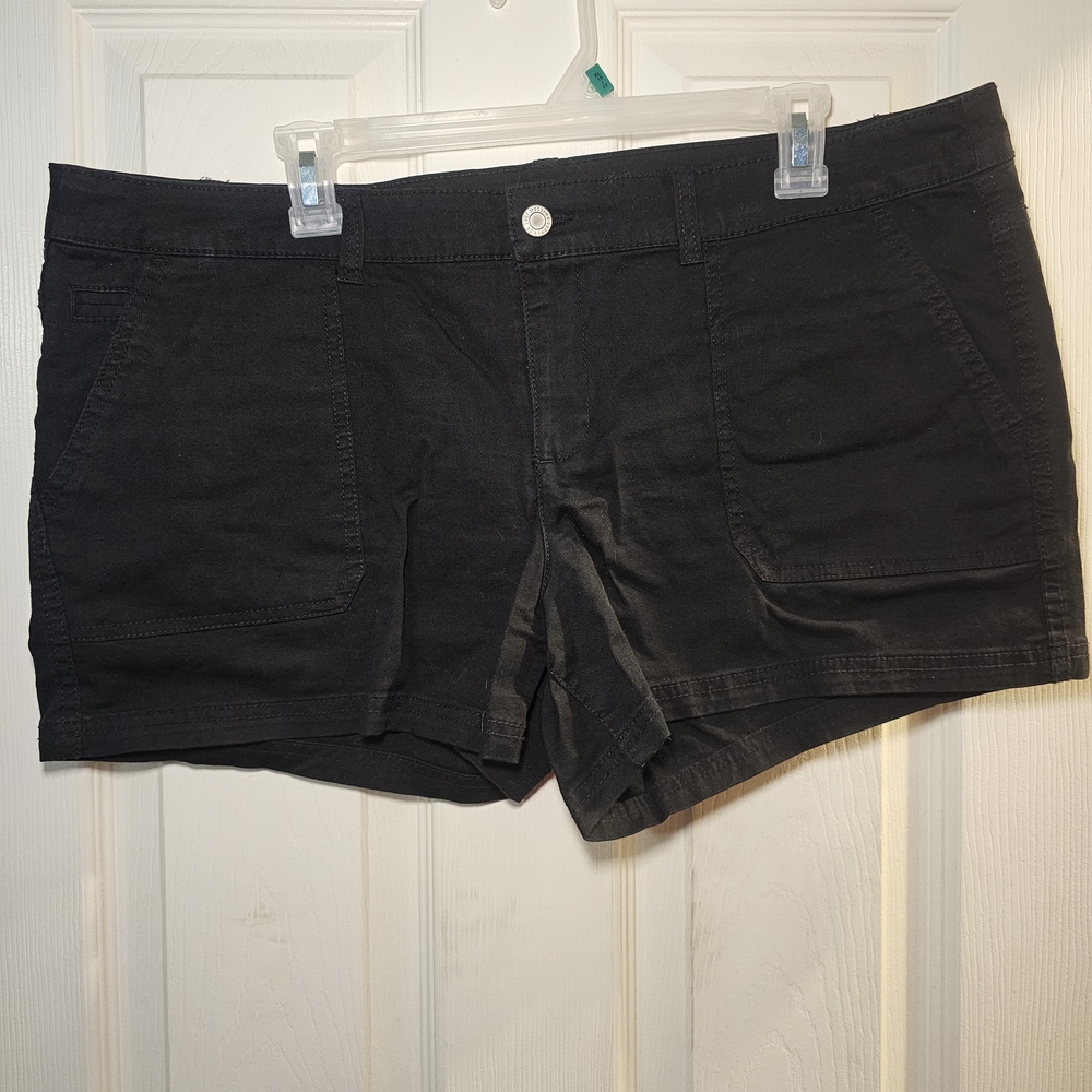 Mossimo Supply Co. Women's Black Cargo Shorts